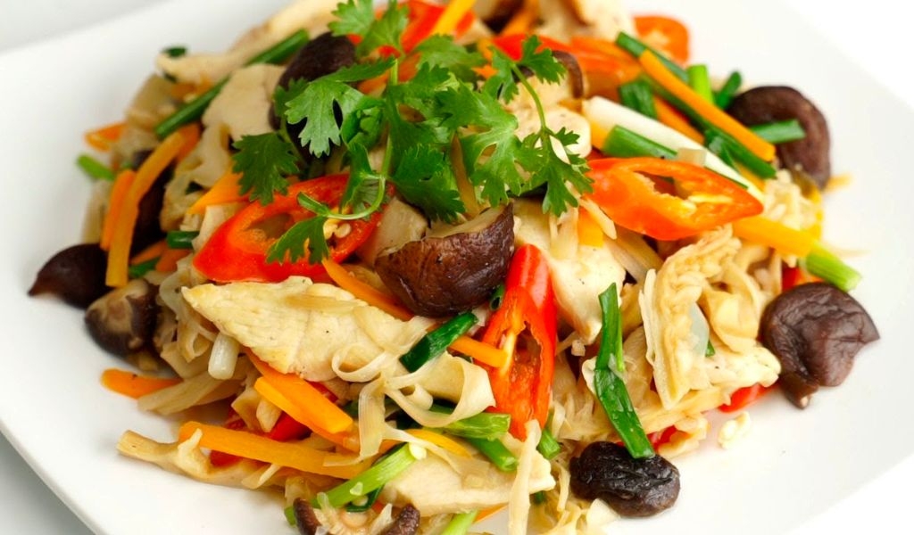 Công thức ức gà xào nấm thơm ngon, đơn giản để làm phong phú bữa ăn gia đình 3