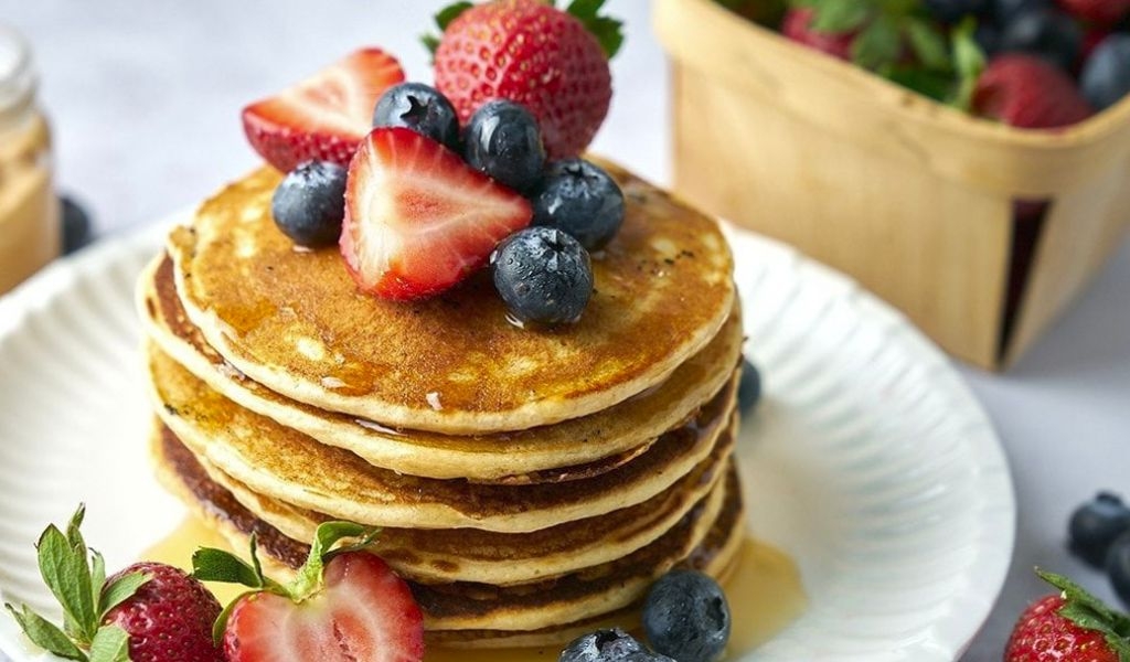 Cách làm bánh pancake cho bé ăn sáng thơm ngon, bổ dưỡng và cực kỳ đơn giản 1