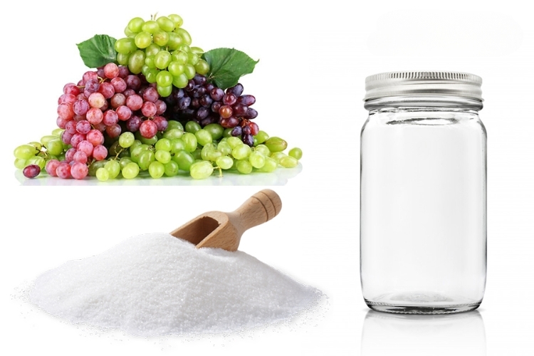 Nguyên liệu ngâm nho với đường phèn