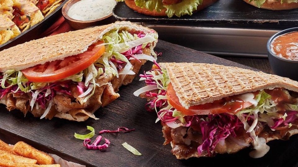 Bánh mì Kebab thịt bò