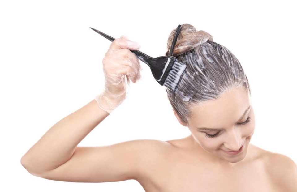 Hướng dẫn chi tiết cách nhuộm tóc tại gia cho các chị em