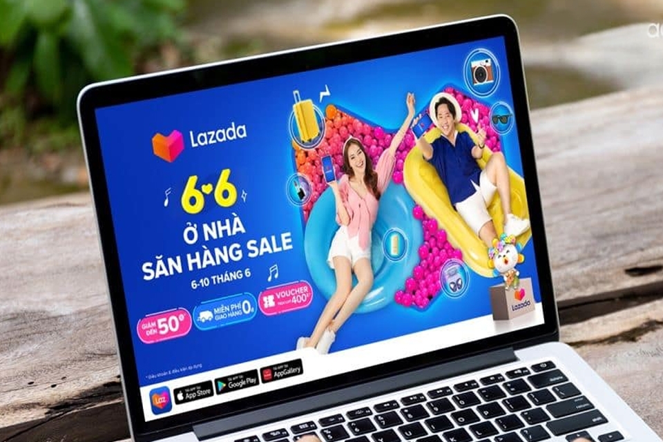 Lazada thường có nhiều chương trình siêu khuyến mãi.