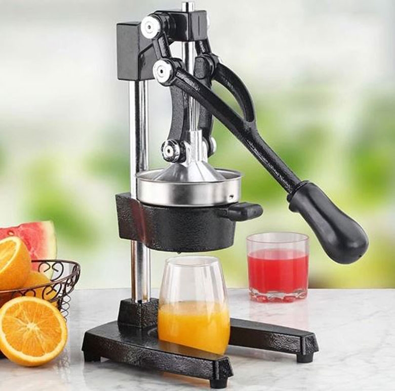 nên mua máy vắt cam bằng tay hay bằng điện 3