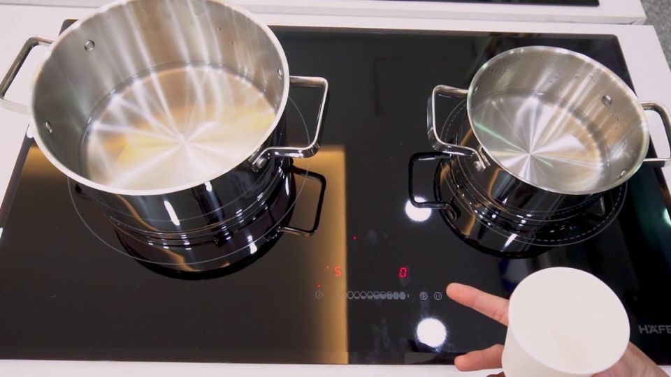 Hướng dẫn bật/tắt bếp từ Hafele