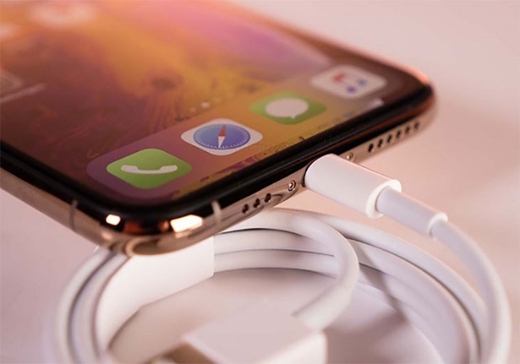 iPhone X bị hở viền màn hình 6