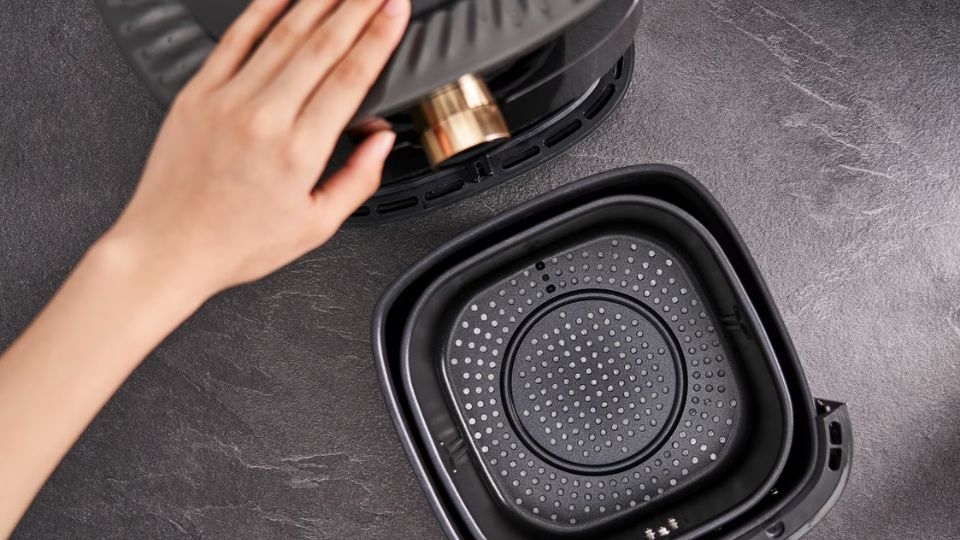 Cách sử dụng nồi chiên không dầu Electrolux