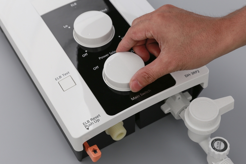 máy nước nóng Panasonic không tắt được nước 3