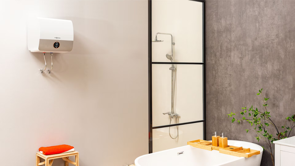 Nên mua máy nước nóng điện hay gas? (2)