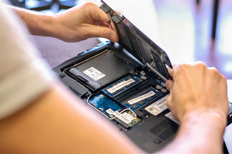 Hướng dẫn cách tự kiểm tra và thay RAM laptop cực dễ dàng và đơn giản - Hình 7