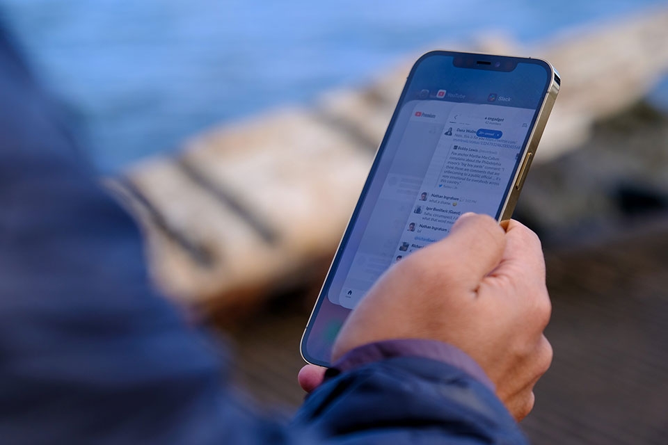 ​​​​​​​iPhone 12 Pro Max - Ảnh 06