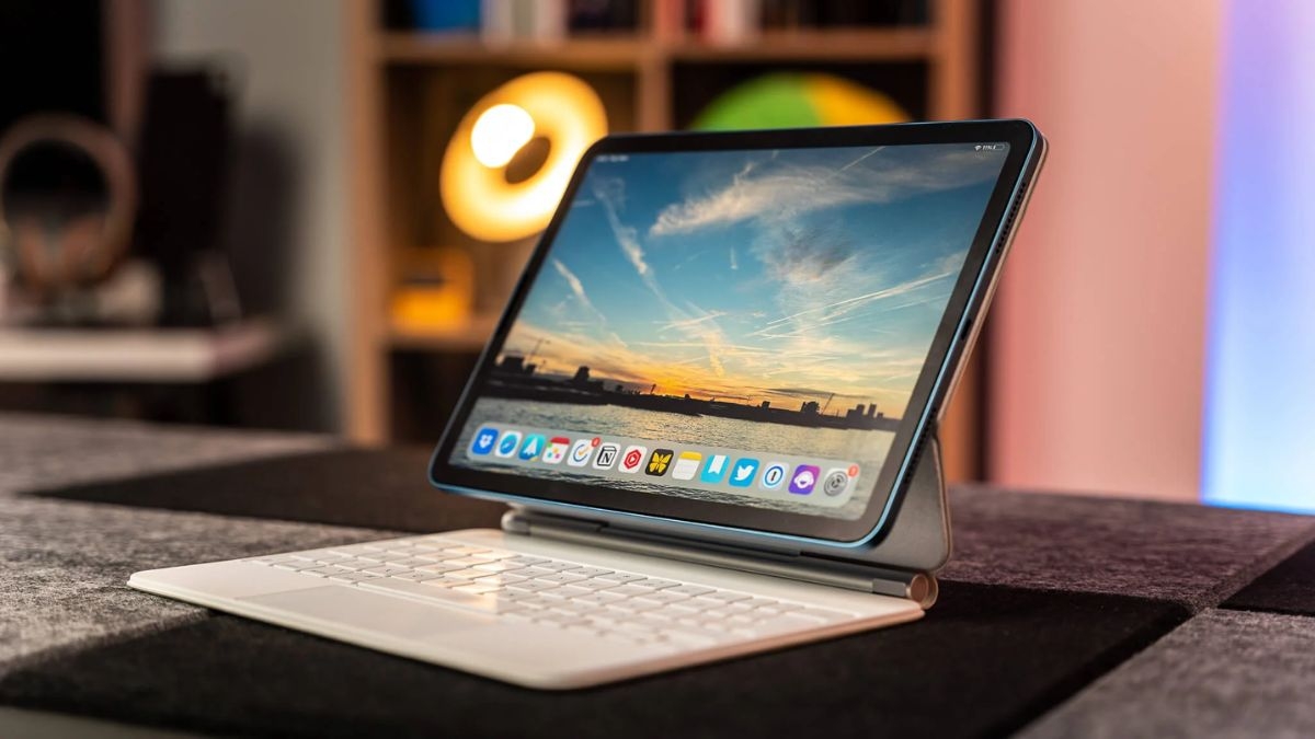 Sử dụng Magic Keyboard để biến chiếc iPad của bạn thành laptop tiện ích