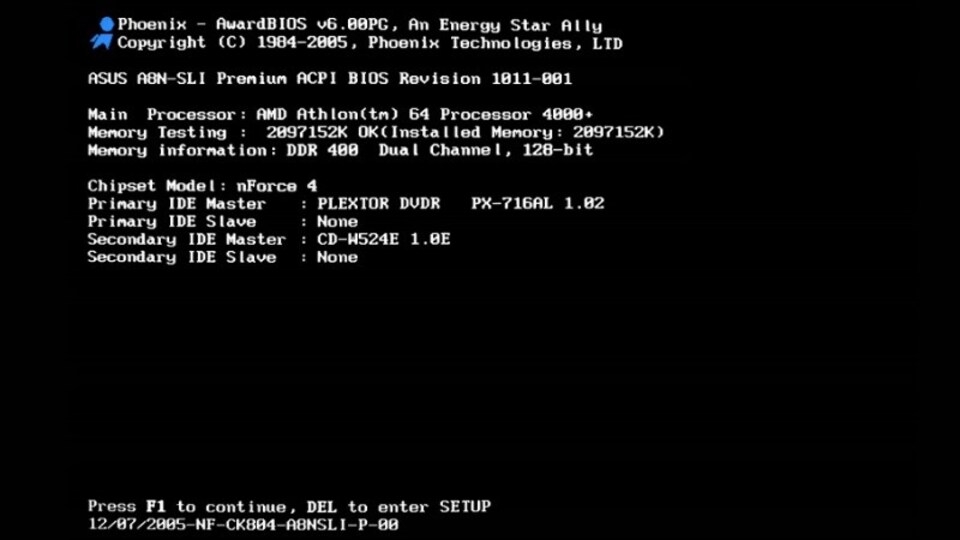 Khởi động máy tính, khi màn hình hiện lên nhanh tay nhấn phím tắt theo dòng máy quy định