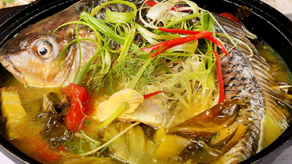 Cá chép hấp dưa (om dưa)