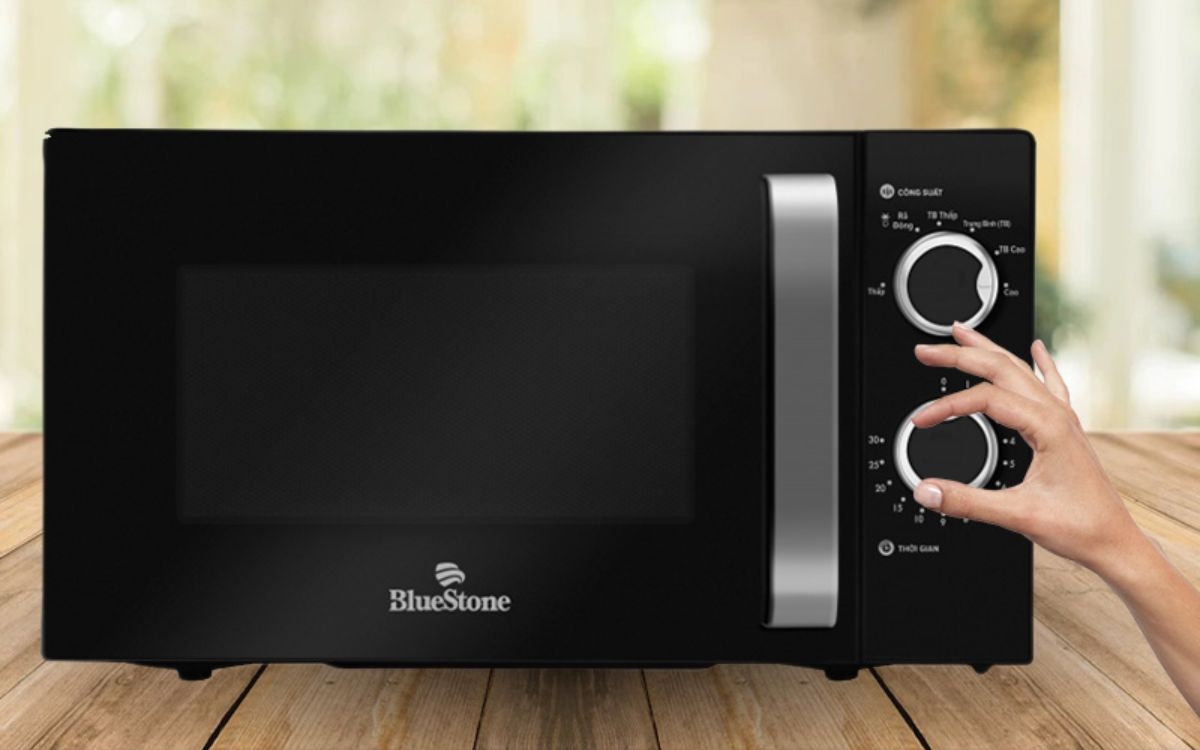 Đối với lò vi sóng Bluestone núm vặn