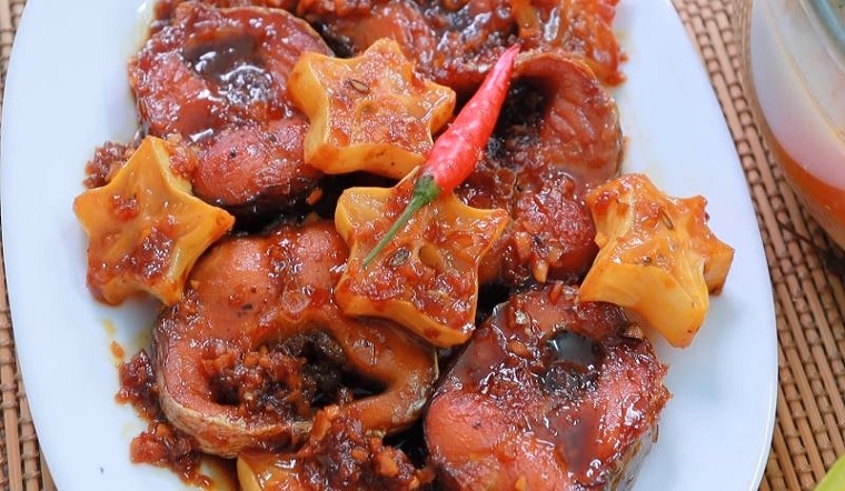 cá kho khế 3