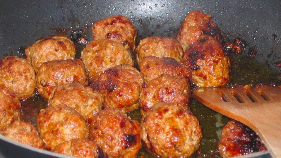 Chiên thịt bò viên
