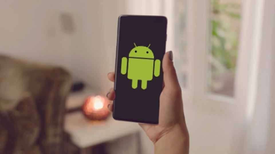 Việc lỗi phần mềm, cập nhật không thành công hoặc phần mềm độc hại