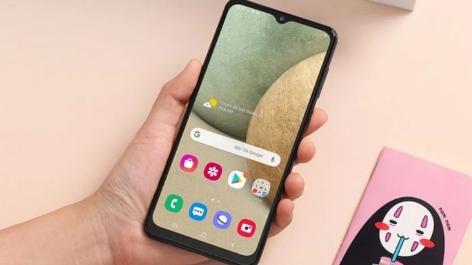 Lý do khiến điện thoại Samsung không lên nguồn?