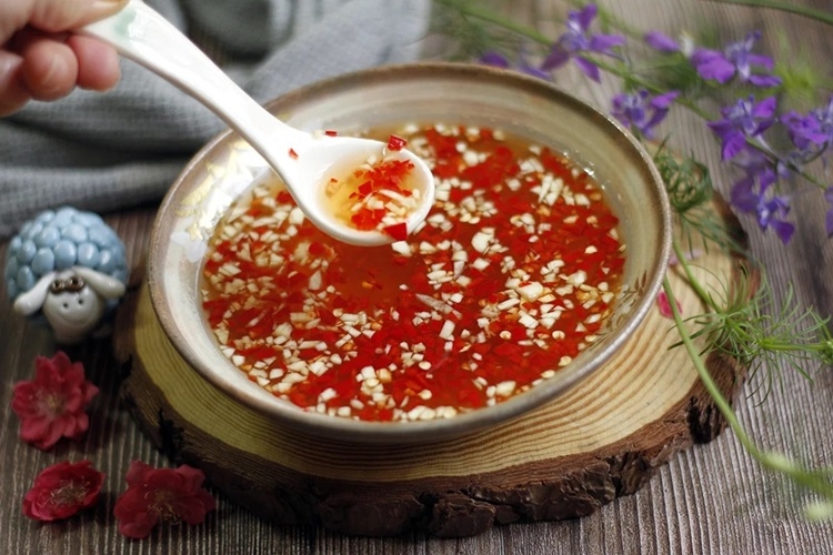 Cách làm cá chiên xù bên ngoài vàng ươm, giòn rụm, bên trong mềm ngọt tự nhiên - Hình 4