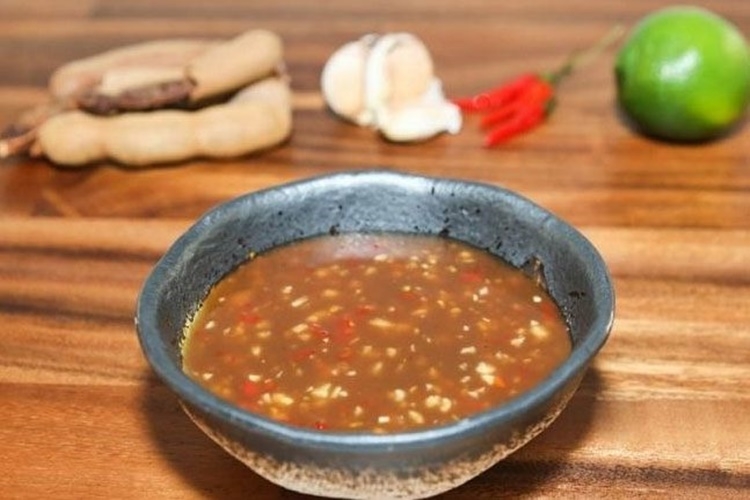 Pha mắm me kiểu Thái