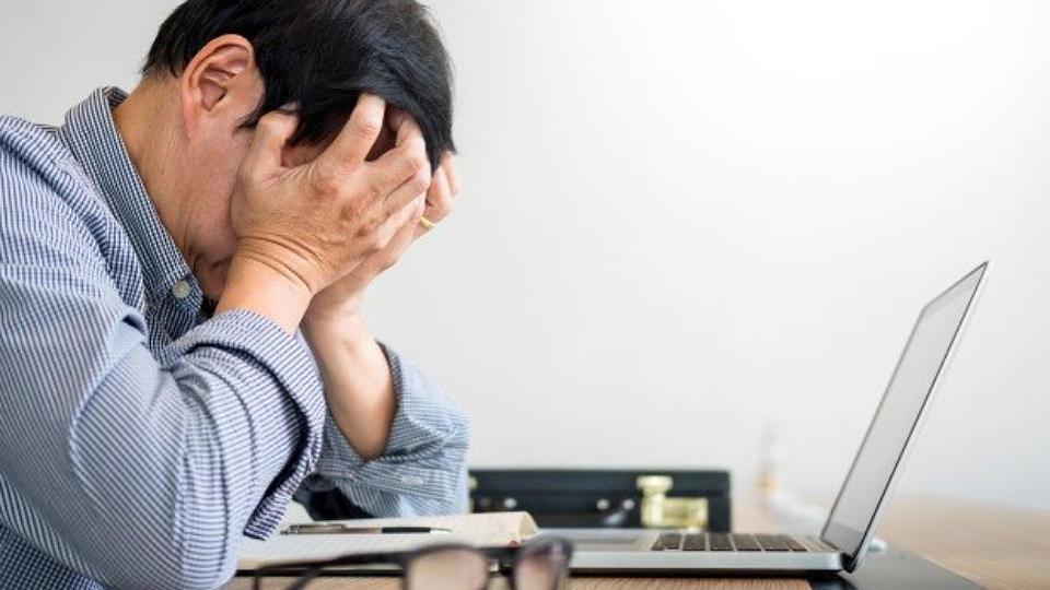 Gây căng thẳng tâm lý