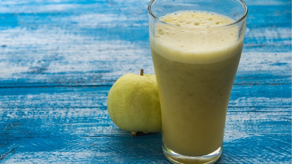 Sinh tố ổi sữa tươi (3)