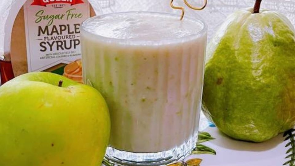 Sinh tố ổi táo (3)