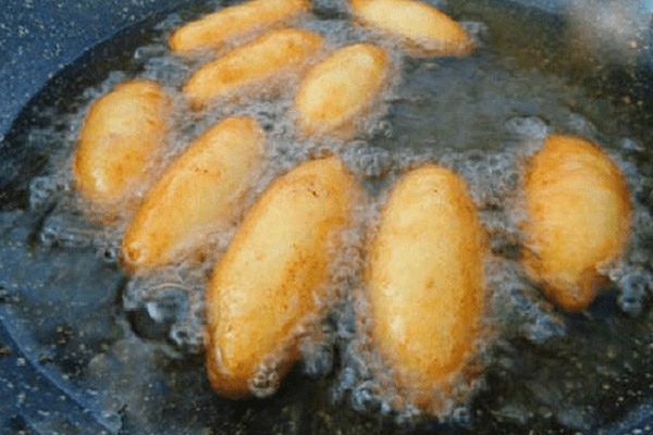 cách làm bánh khoai mì chiên 23