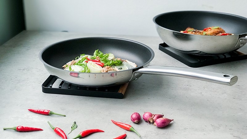 Chảo chiên không dầu là gì? Điểm khác nhau giữa chảo chiên không dầu và chảo chống dính 5