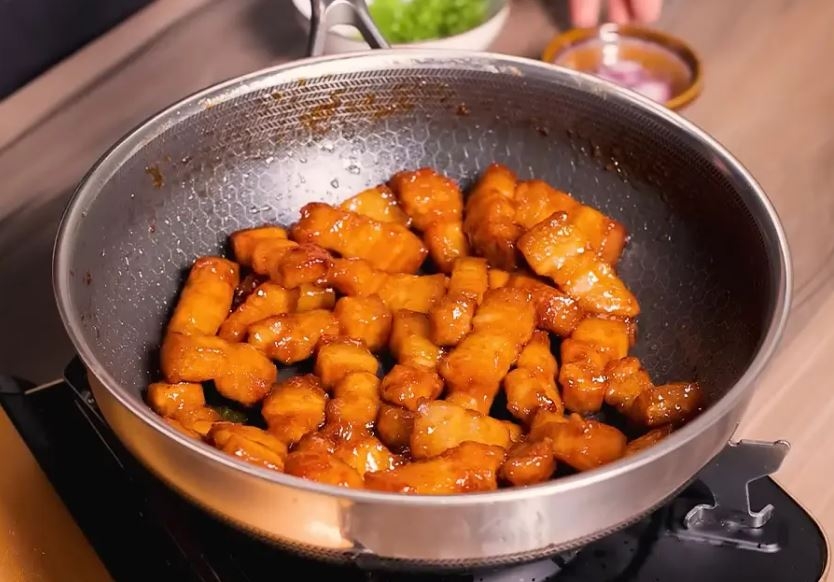 thịt rim mặn ngọt 8