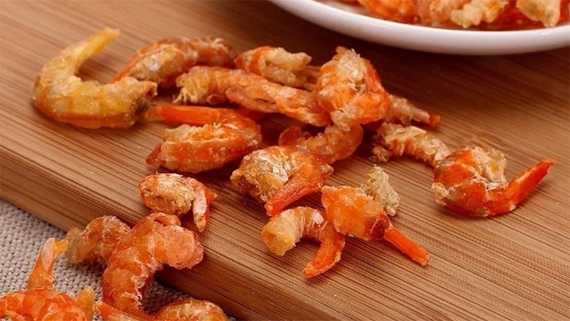 Canh cải thìa hình 8