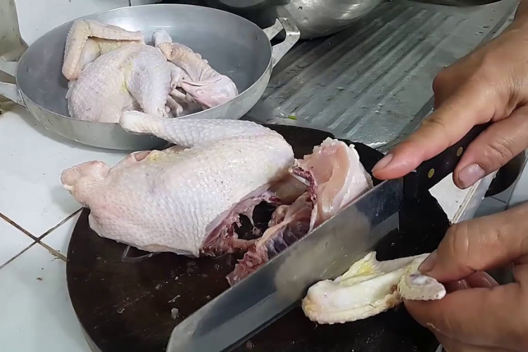 Bỏ túi công thức làm món gà nấu đậu ngon chuẩn vị nhà hàng 5 sao đầy hấp dẫn - hình 1