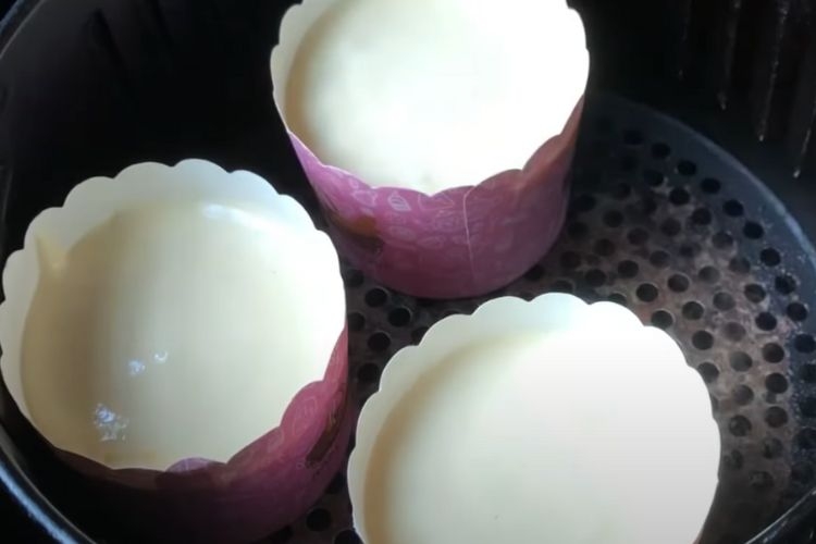 Nướng bánh cupcake trong nồi chiên không dầu
