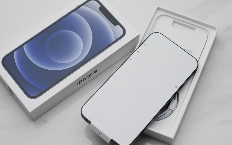 ​ iPhone X ra đời năm nào hình 4