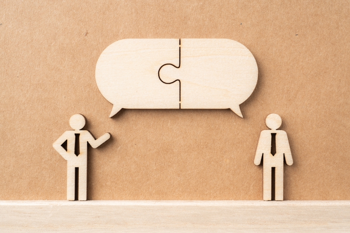 Cách sử dụng&nbsp;trong giao tiếp của ukm là gì?