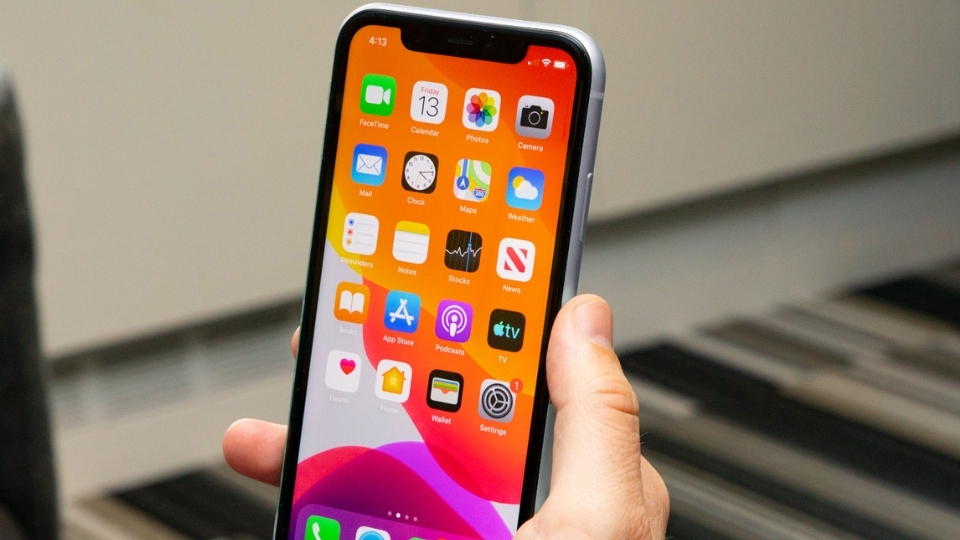 Khởi động lại iPhone qua máy tính