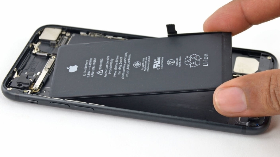 Lỗi ở pin điện thoại iPhone