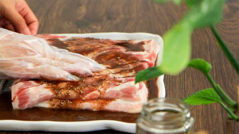 Cách làm thịt nguội bán bánh mì 2