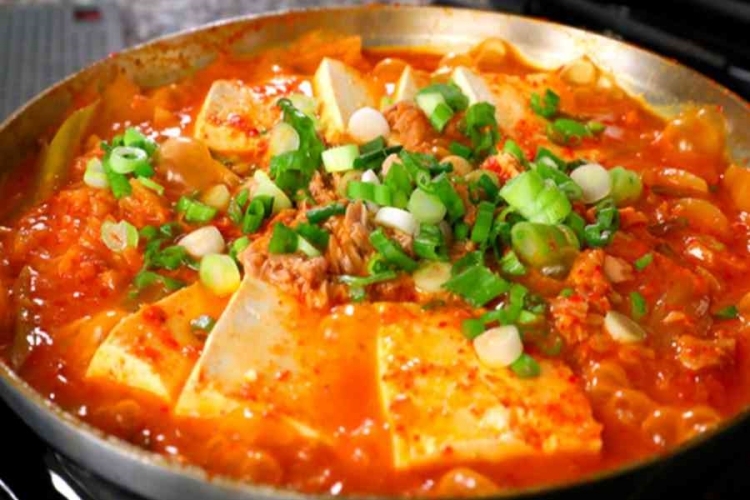 Mách bạn 10+ các món canh chay thanh đạm, dễ làm và vô cùng bổ dưỡng cho ngày rằm tháng Giêng