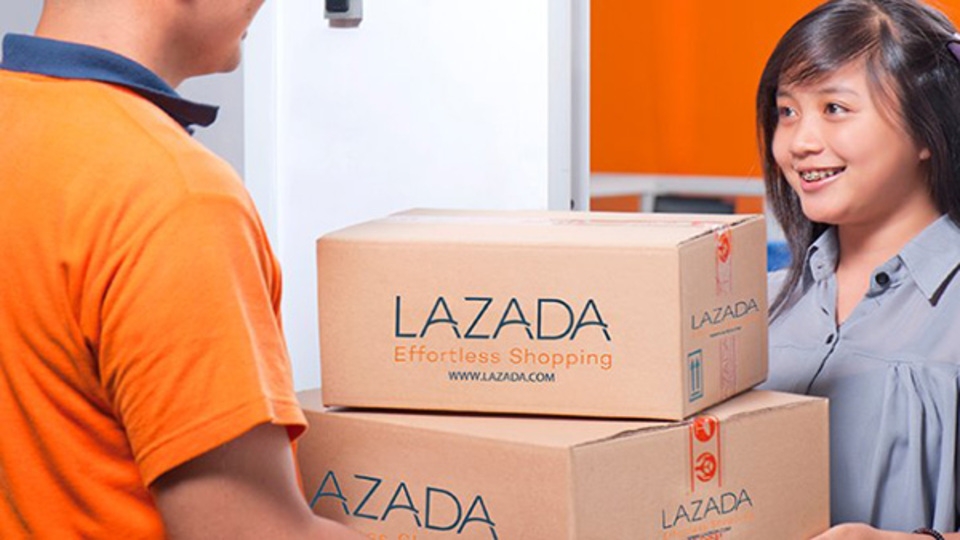 Đóng gói và gửi lại hàng cho Lazada theo hình thức đã chọn