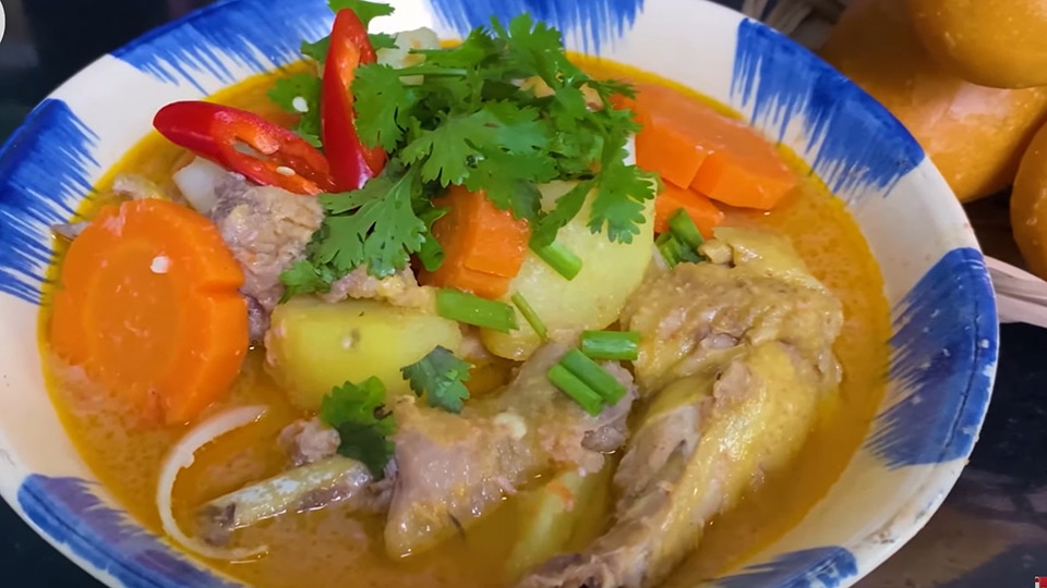 Thành phẩm thịt gà nấp pate cực hấp dẫn