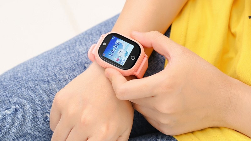 Lưu ý khi cho trẻ dùng đồng hồ điện tử