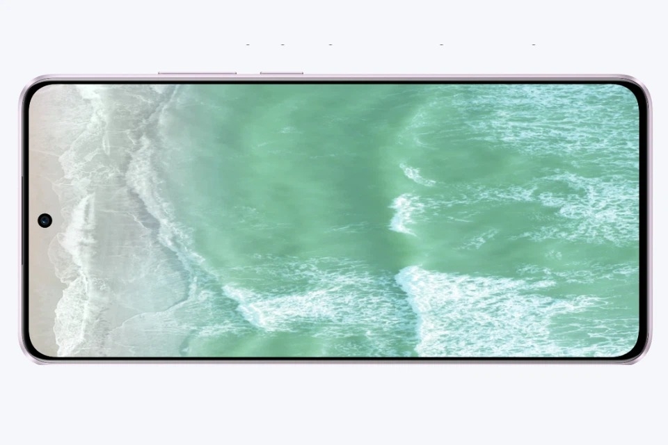 Màn hình AMOLED sống động, mượt mà