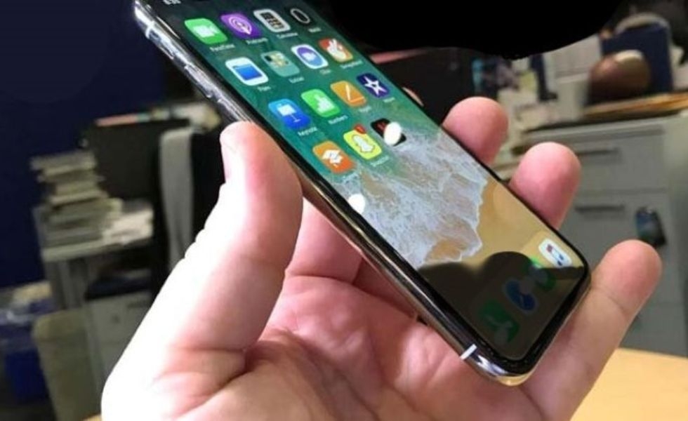 màn hình iPhone bị chảy mực