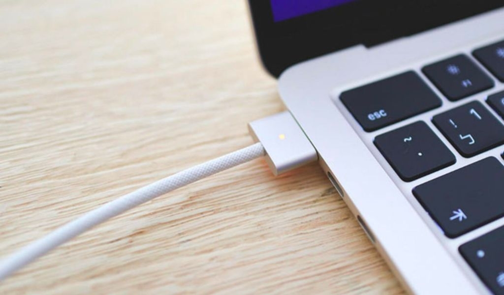 Hướng dẫn sạc tai nghe bluetooth đúng đảm bảo an toàn, kéo dài tuổi thọ pin 4