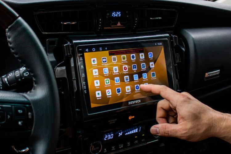 kết nối điện thoại với màn hình ô tô (hình 2)