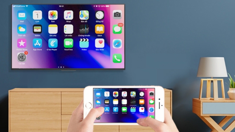 Những lưu ý gì khi tải app phản chiếu màn hình lên tường?