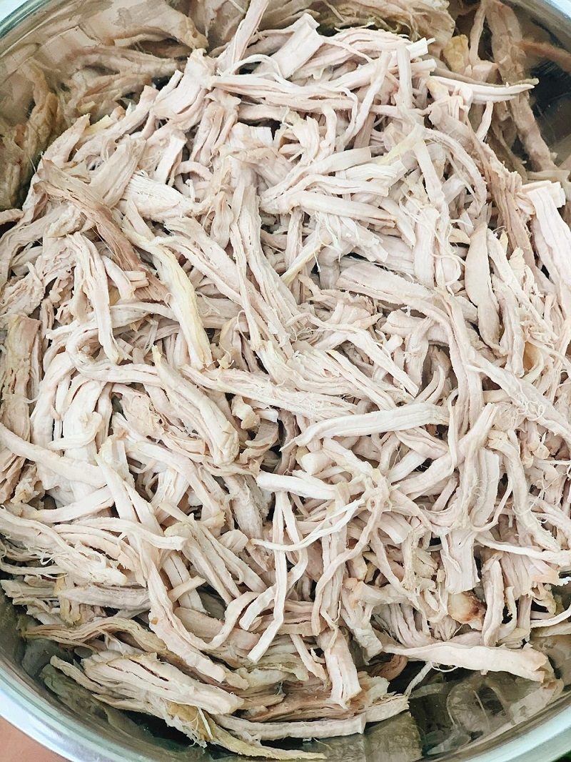 xôi đậu phộng thịt xé