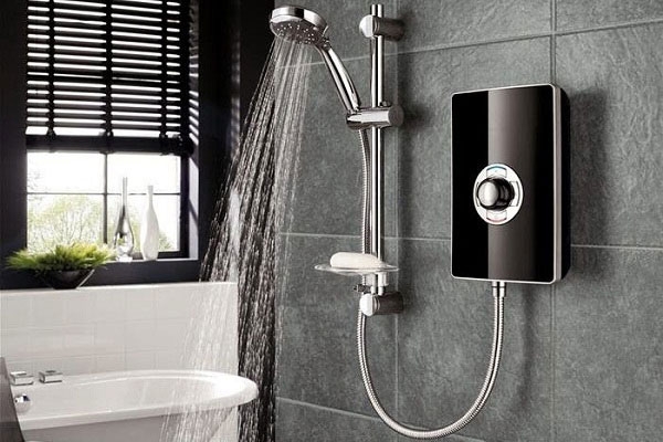cách vệ sinh máy nước nóng trực tiếp - ảnh 1