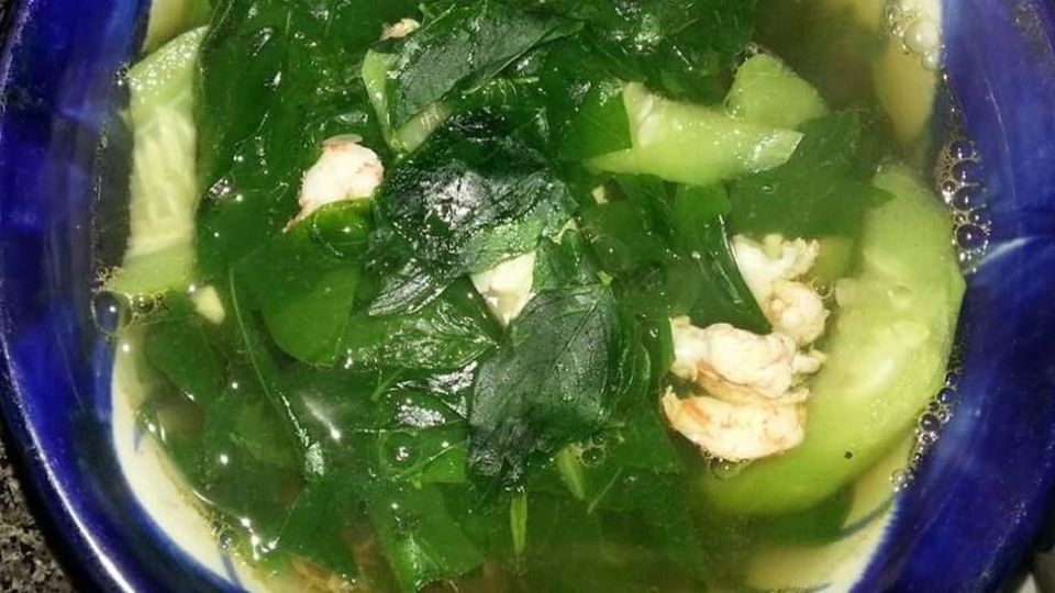 Canh mướp rau ngót